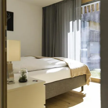 Montela Haus D ساس-غروند